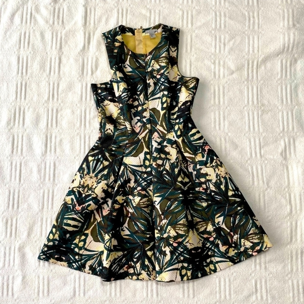 H&M tropical Print Zip-Up Dress with pockets!